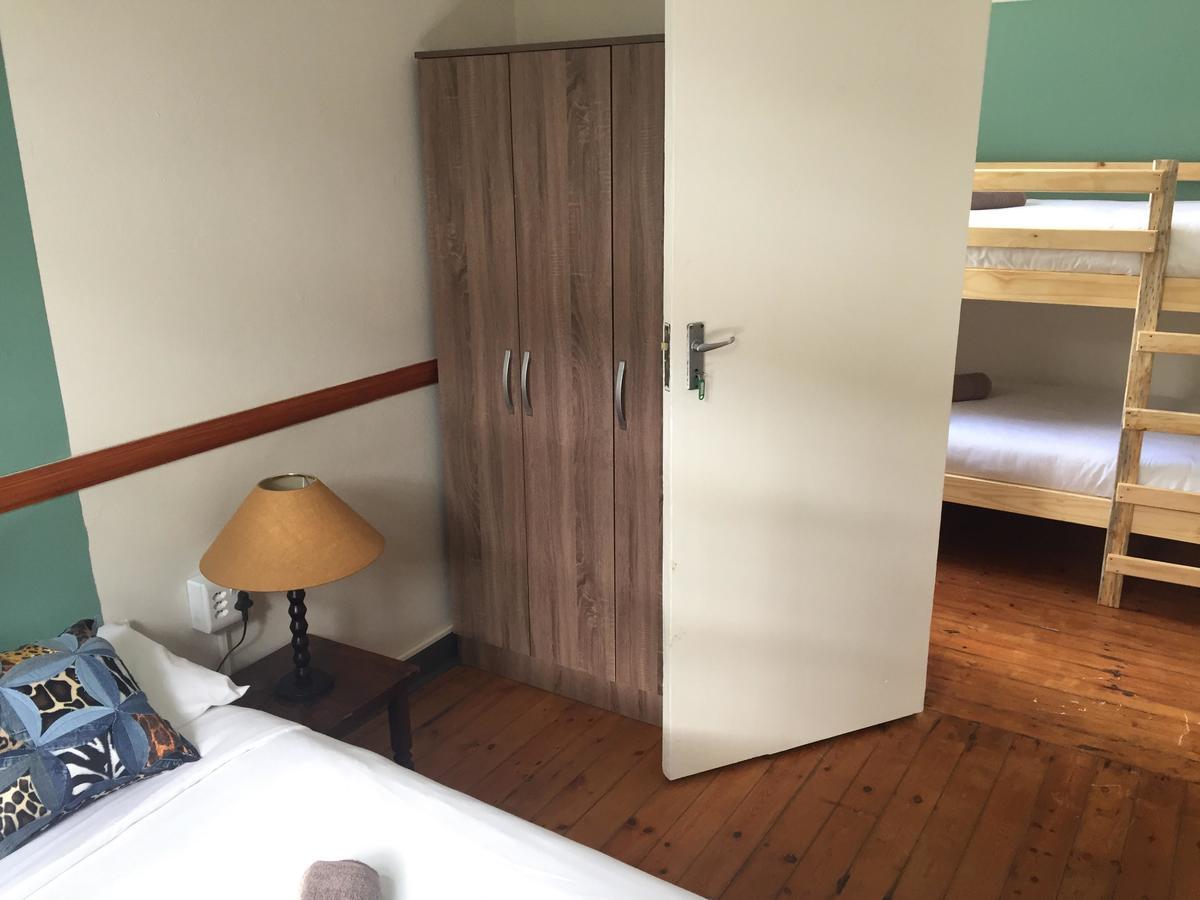 Wanderlust Backpackers Hostel Кейптаун Екстериор снимка