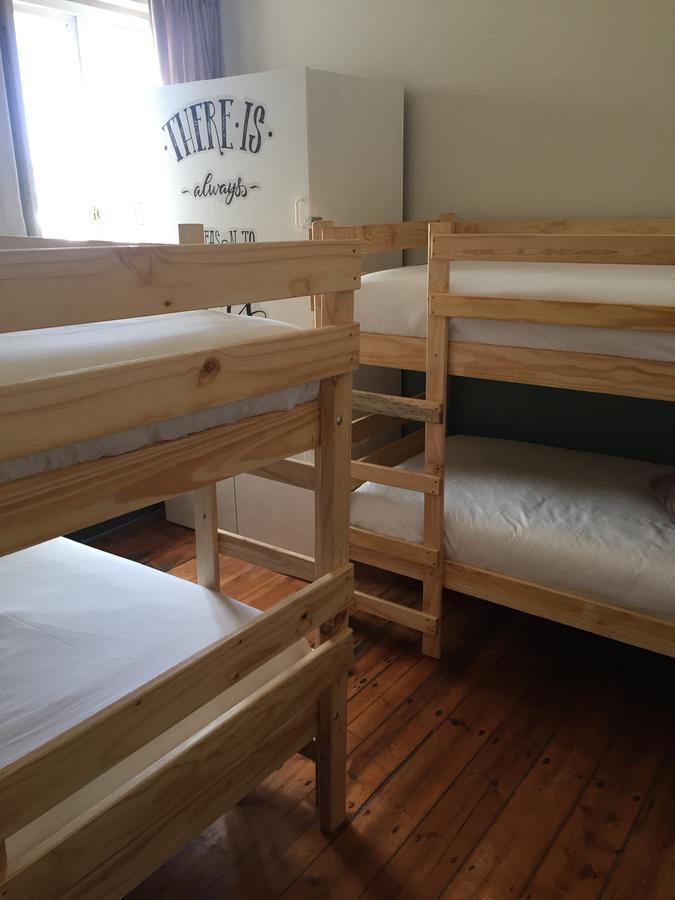 Wanderlust Backpackers Hostel Кейптаун Екстериор снимка