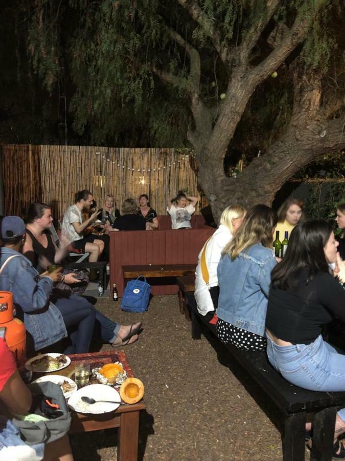 Wanderlust Backpackers Hostel Кейптаун Екстериор снимка