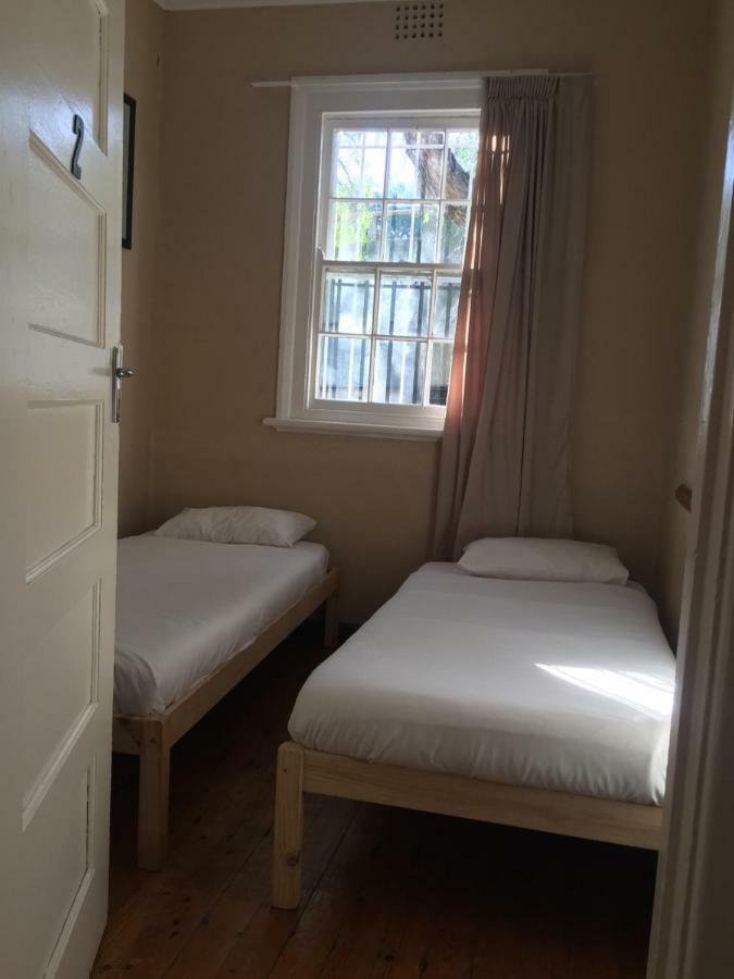Wanderlust Backpackers Hostel Кейптаун Екстериор снимка